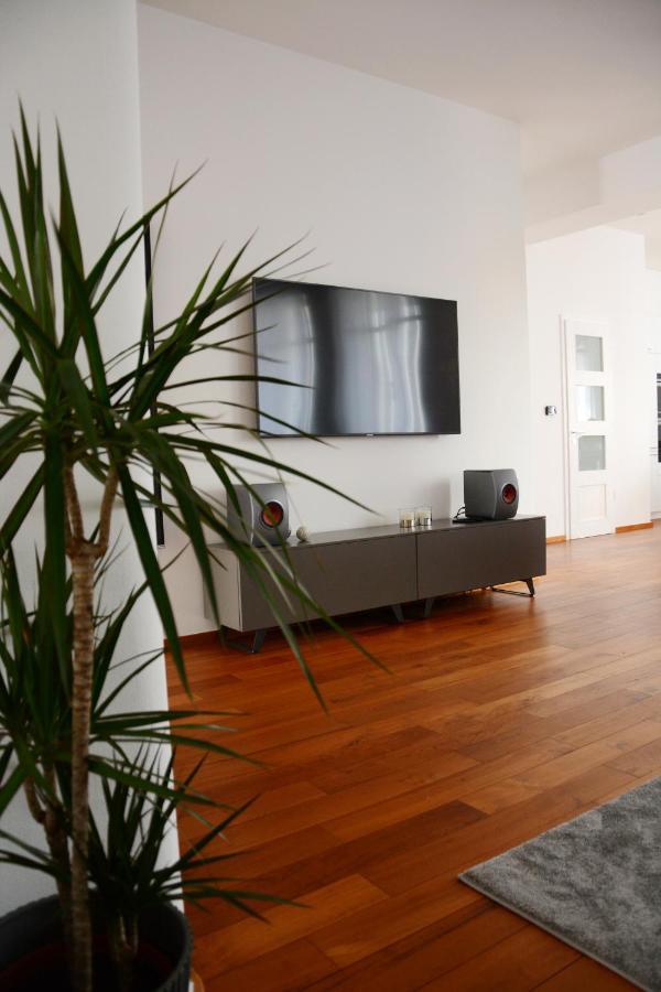 Premium Apartment Near Banska Bystrica Square With Two Big Bedrooms Zewnętrze zdjęcie
