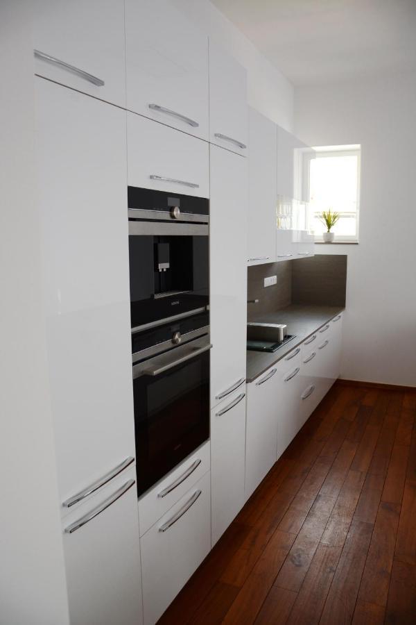Premium Apartment Near Banska Bystrica Square With Two Big Bedrooms Zewnętrze zdjęcie